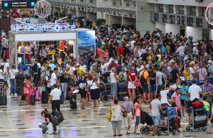 Antalya turizminin altın günü... Bir günde 100 bin yabancı turist