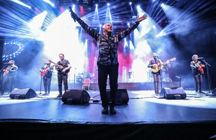 Anda Barut Collection’da ASH ve Gipsy Kings by André Reyes rüzgarı esecek