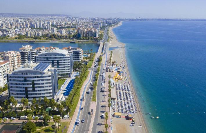 Antalya otellerinde doluluk oranı yüzde 100'e ulaştı