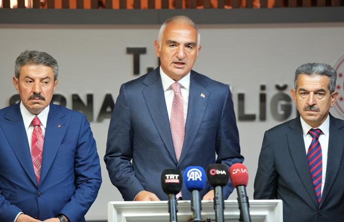 Bakanı Ersoy: 64 milyar dolarlık turizm gelirine emin adımlarla ilerliyoruz