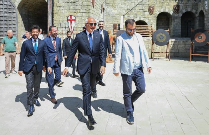Tanıtımda yeni güç: 170 ülke, 1 milyar izleyici