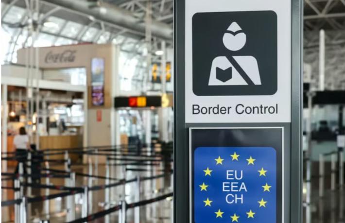 Avrupa kapılarını Rus turistlere kapatıyor