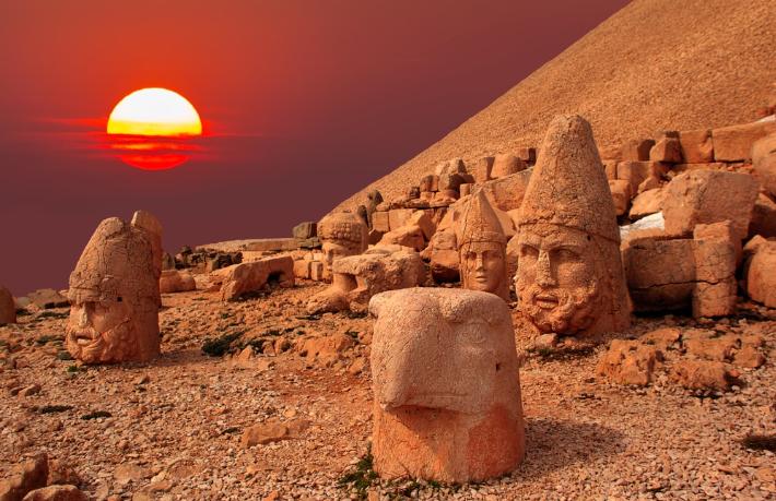 Nemrut Dağı, 2025 sezonunda ziyaretçi rekoruna koşuyor
