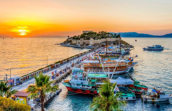 Kuşadası'nda 2026'da 4 uluslararası zincir otel açılacak