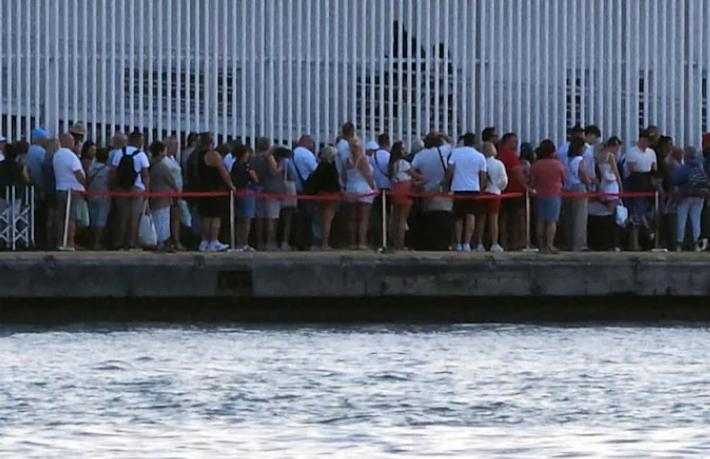 Bodrum'da gümrük sistemi çöktü... Yüzlerce turist mağdur oldu