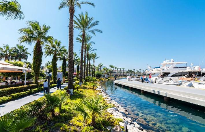 Bodrumlu turizmci sezonu 'Oldu da bitti maşallah' şeklinde tanımlıyor