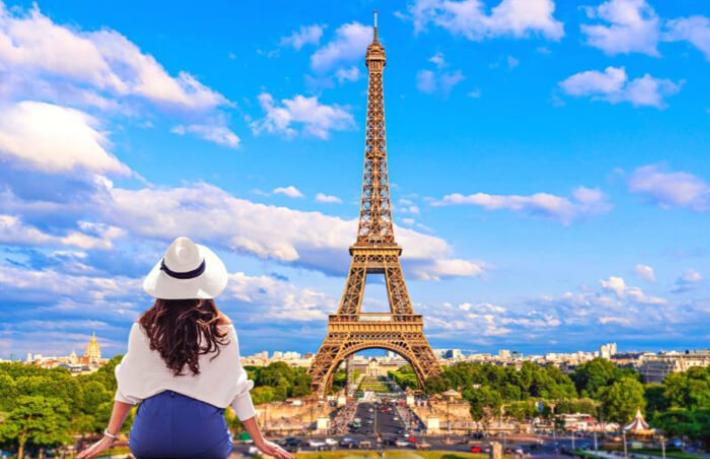 Dünyanın en turistik noktası sürekli zarar ediyor