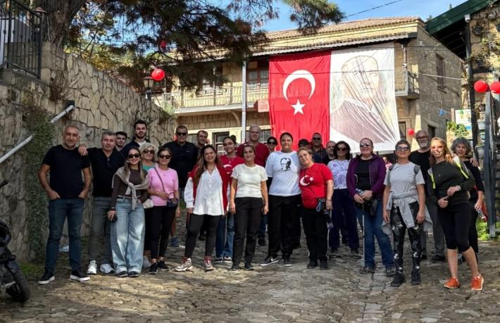 Çanakkale'nin turizm cenneti tarihi Yeşilyurt Köyü'nde Cumhuriyet coşkusu
