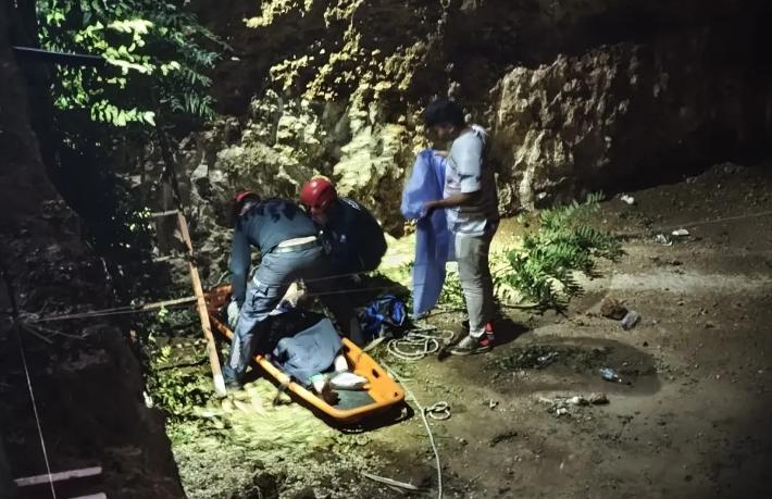 Rus turist Antalya'da 4 metrelik inşaat çukuruna düştü