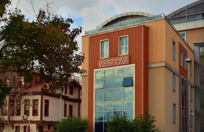 İzmit Wes Hotel satılıyor