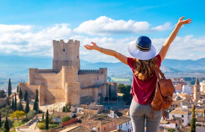 İspanya’ya dokuz ayında ne kadar turist ağırladı?