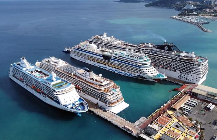 Kruvaziyerler rekorlara yelken açtı