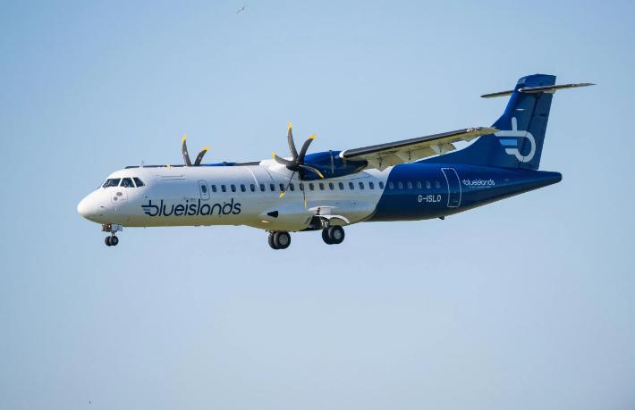 İngiliz havayolu Blue Islands tüm uçuşlarını durdurdu