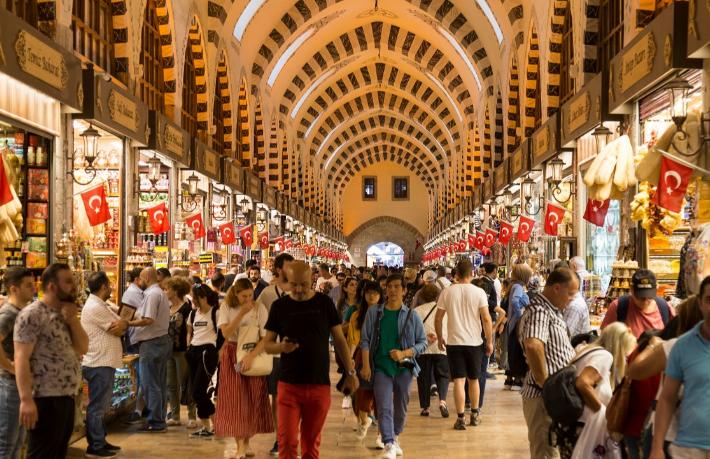 En kötü 10 turistik rota: Türkiye'den Kapalıçarşı da var