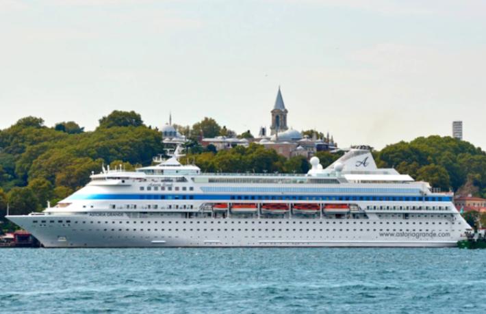 Türkiye intikam mı aldı... 600 Rus turisti taşıyan gemi İstanbul'a yanaşamadı