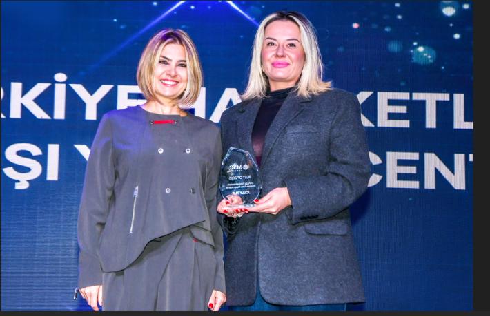 Jolly, “En Fazla Türkiye Hareketli Program Satışı Yapan Acenta” Ödülü aldı