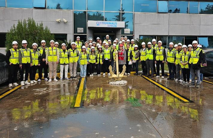 QTerminals Antalya, geleceğin denizcilik profesyonellerini ağırladı
