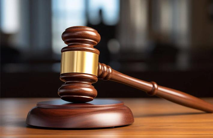 Bozcaada’da 12 odalı otel icradan satılıyor