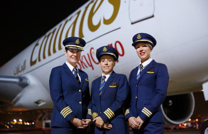 Emirates 5 bin pilot alacak