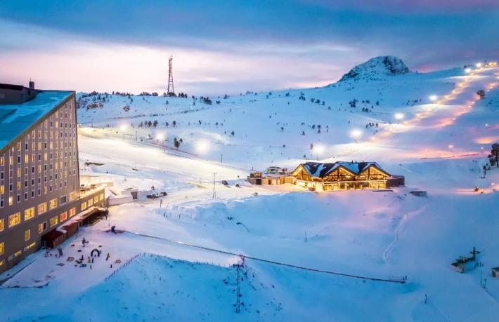 Kartalkaya’da sadece 2 otel kapılarını açtı