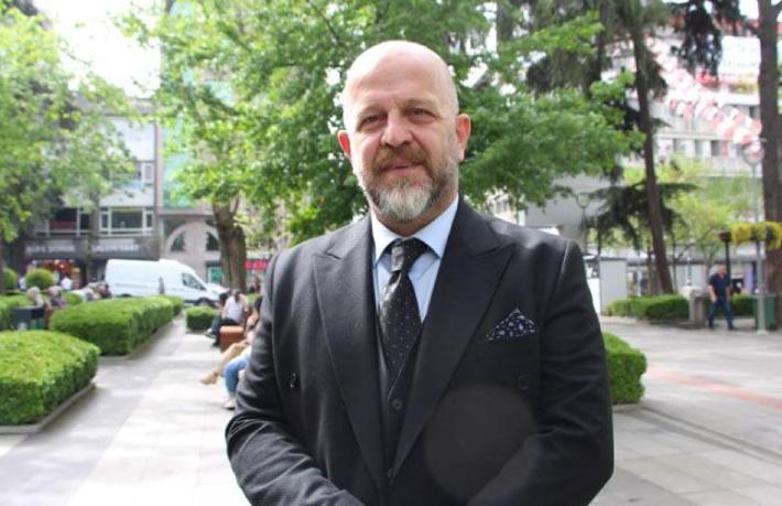 Rus geldi dövdük, Arap geldi pis dedik!