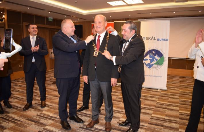 Bursa Skal Kulübü Başkanlığı'na İsmail Kuru seçildi