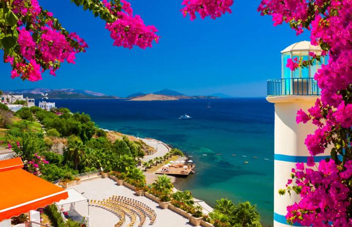 Dünyaca ünlü dergi Bodrum'u, 'Türkiye’nin St.-Tropez’si' diye tanıttı