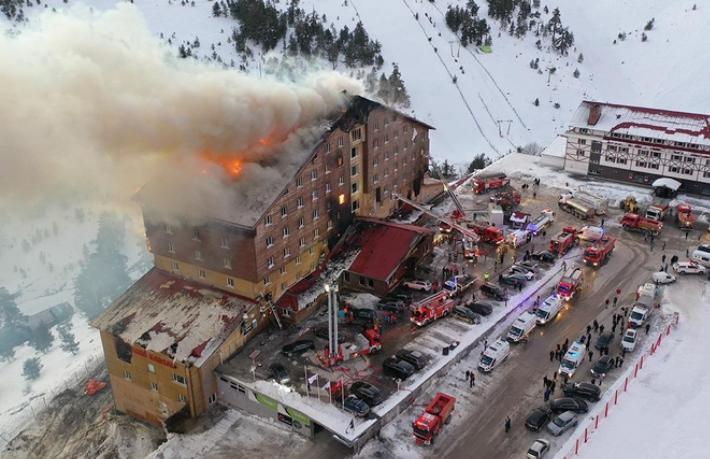 Grand Kartal Otel faciasında 1 yıl geride kaldı