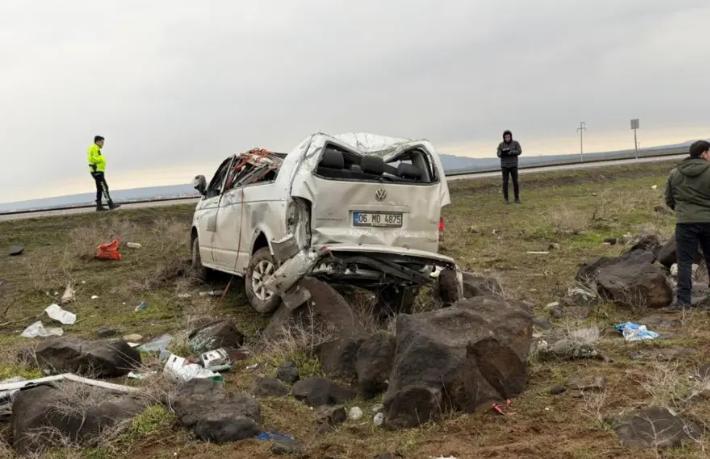 Şırnak'ta Iraklı turistler kaza yaptı... İki ölü, altı yaralı