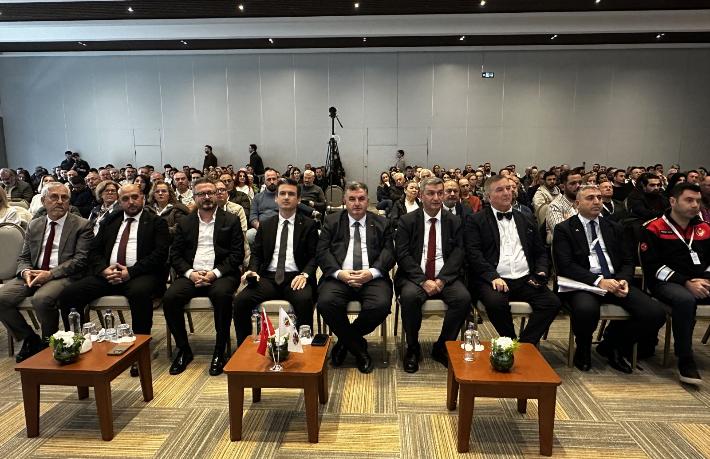 Alaçatı ve Çeşme otelcileri ‘Yeni Yangın Yönetmeliği’ni masaya yatırdı