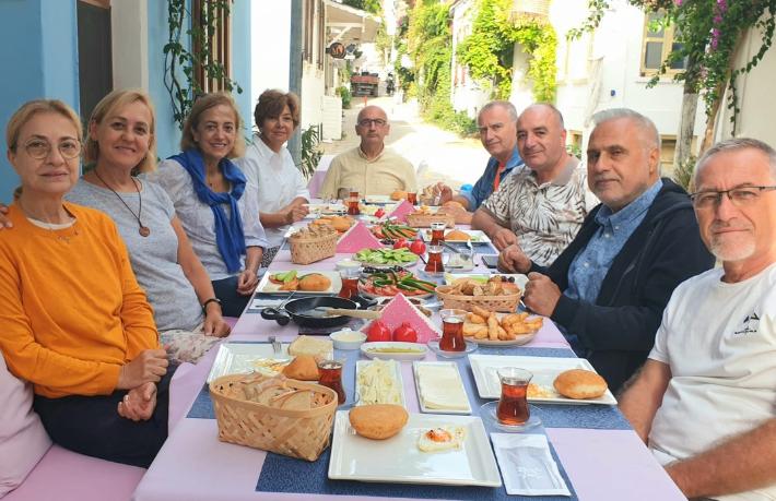 Küçük oteller turizmin mutfağı, belkemiği, turistin mutluluk kaynağıdır