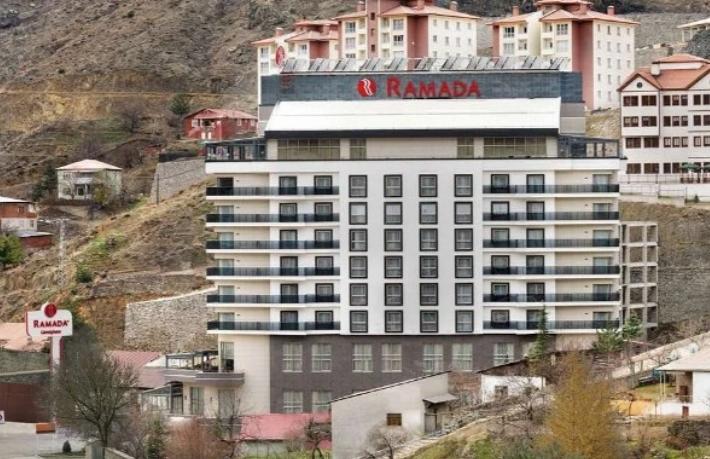 Ramada otel icradan satışa çıkarıldı