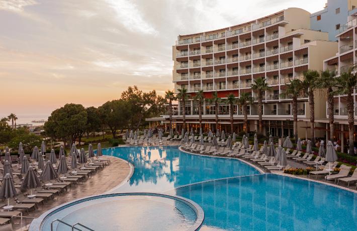 Akra Hotels’te yeni sezon bayramda başlıyor