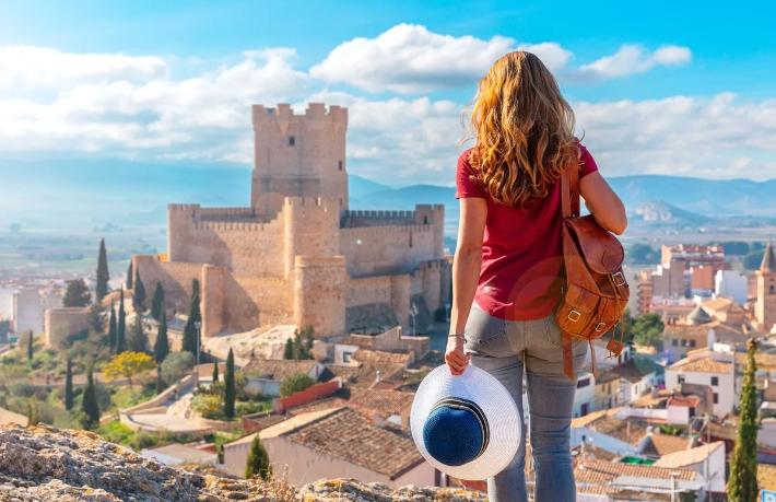 Orta Doğu'daki çatışma onlara yaradı... İspanya'da rezervasyon patlaması