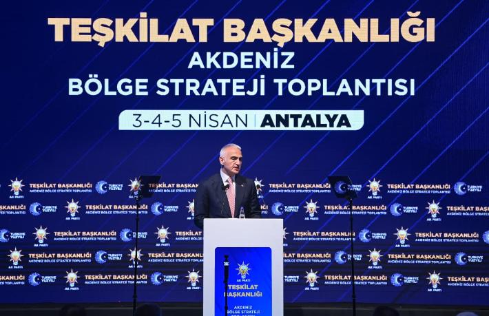 Bakan Ersoy açıkladı... Son 8 yılda turizmde yüzde 109 artış