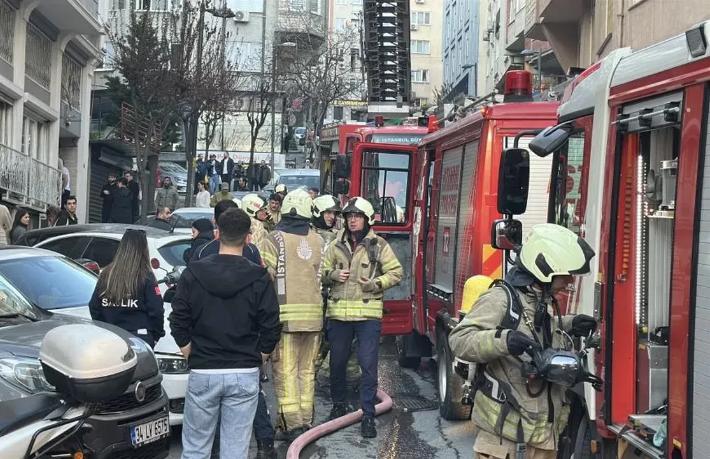 Şişli'de otel yangını... Çok sayıda kişi mahsur kaldı