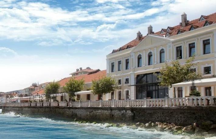 Belediye ile dev otel karşı karşıya geldi