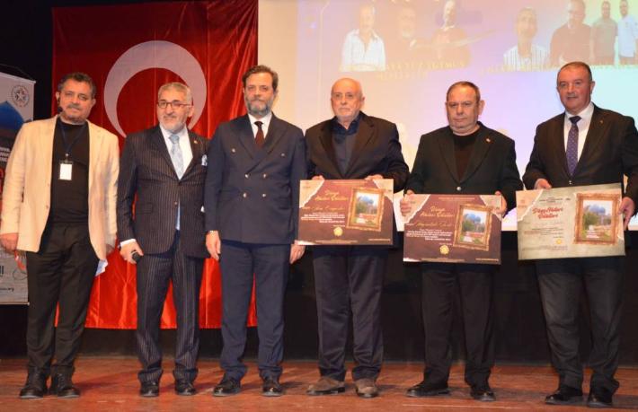 Dünya Ahileri Ödül Töreni'nde Avni Ongunlar'a "Başarı Hikayesi" ödülü