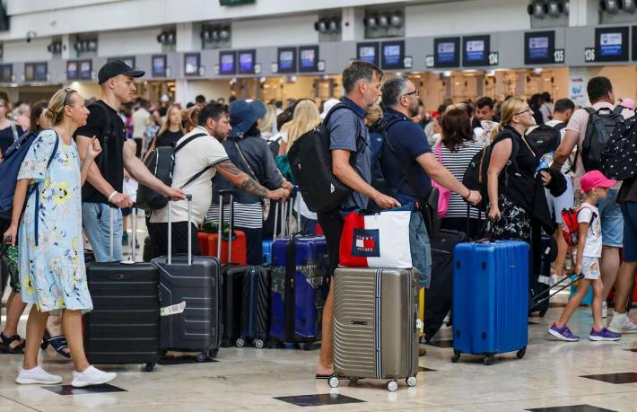 Antalya’ya ilk çeyrekte gelen yabancı turist sayısı arttı