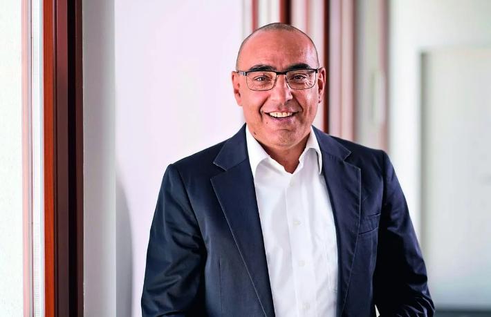 Hicabi Ayhan: Türkiye’de tatil için kısıtlama yok, turizm bölgeleri İran’dan çok uzakta