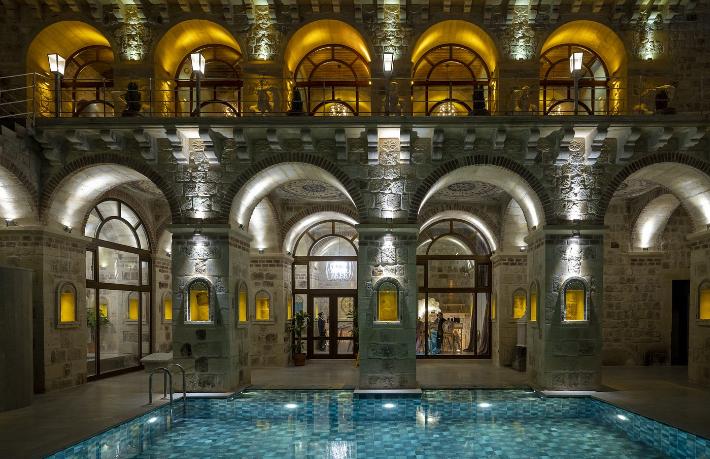 Hilton, Kapadokya'daki ilk mağara otelini açtı