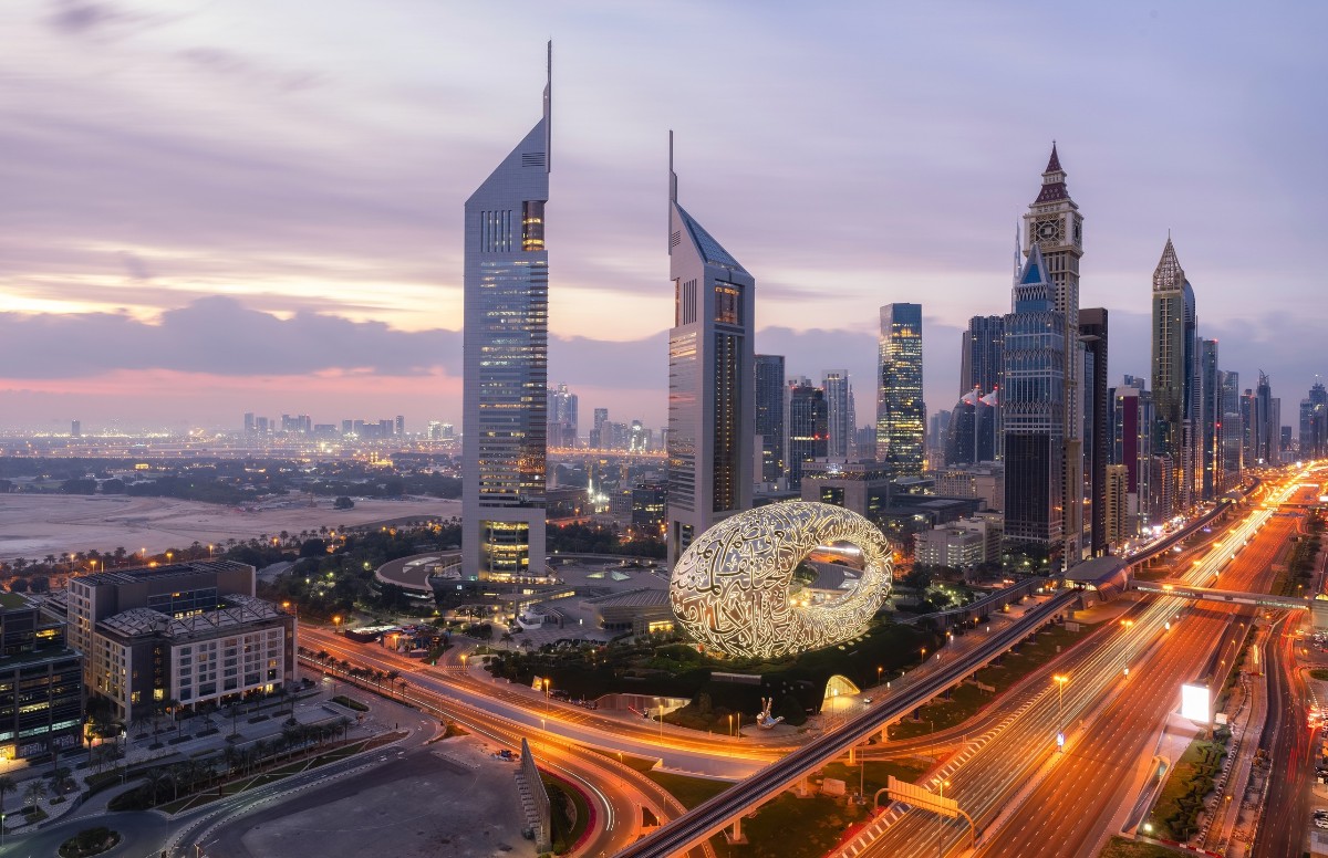 Emirates, Dubai’ye uçanlara ücretsiz konaklama verecek