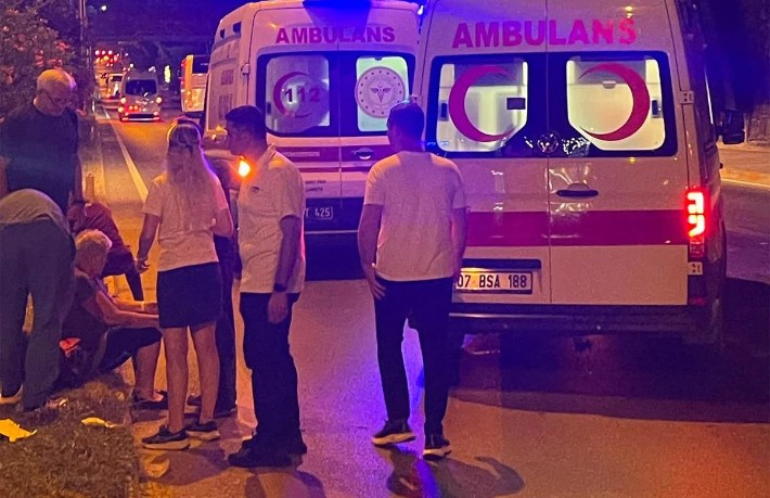 Alanya’da otomobilin çarptığı Çek turist hayatını kaybetti