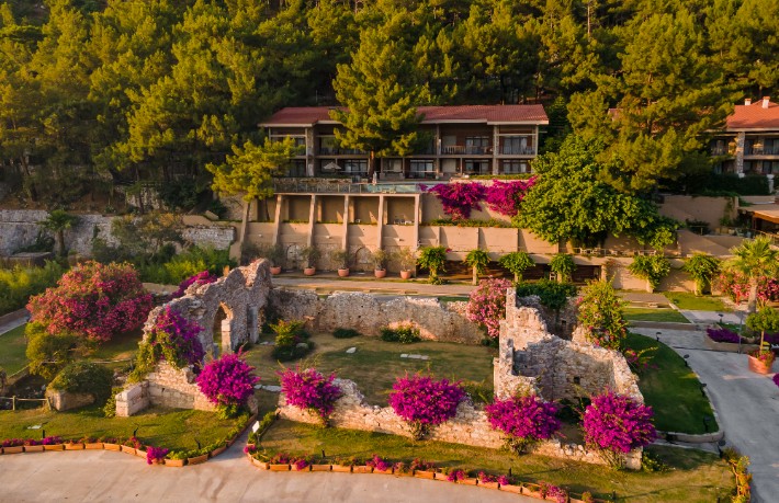 Martı Hemithea Hotel Club Mistral'de gastronomi, müzik ve tatil bir arada