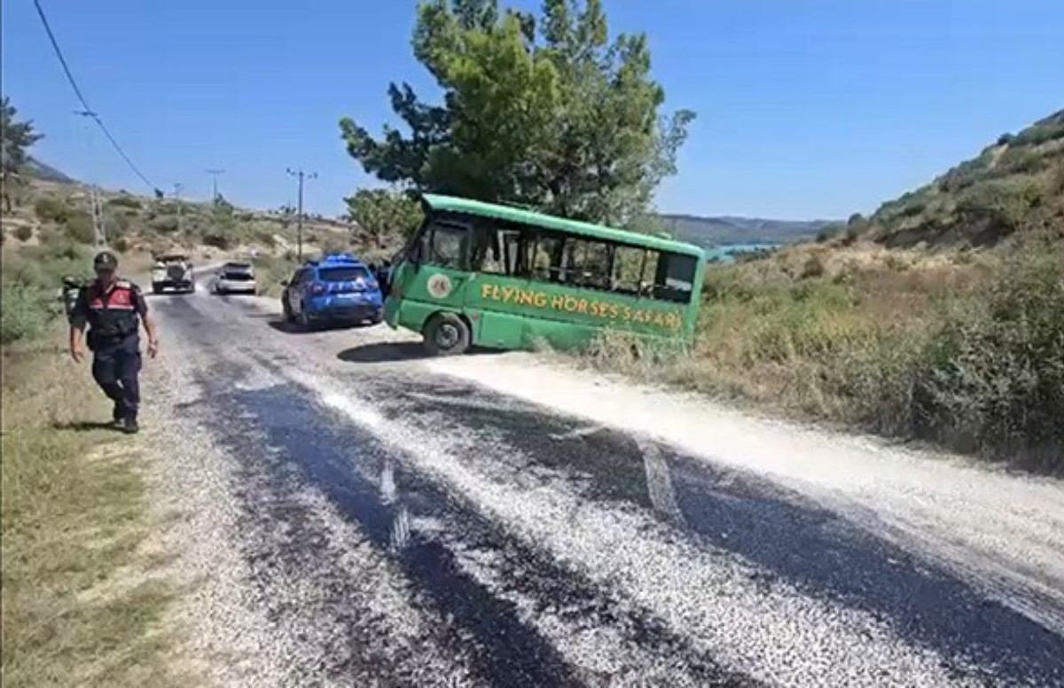 Manavgat’ta safari aracı kazası... 2 yaralı