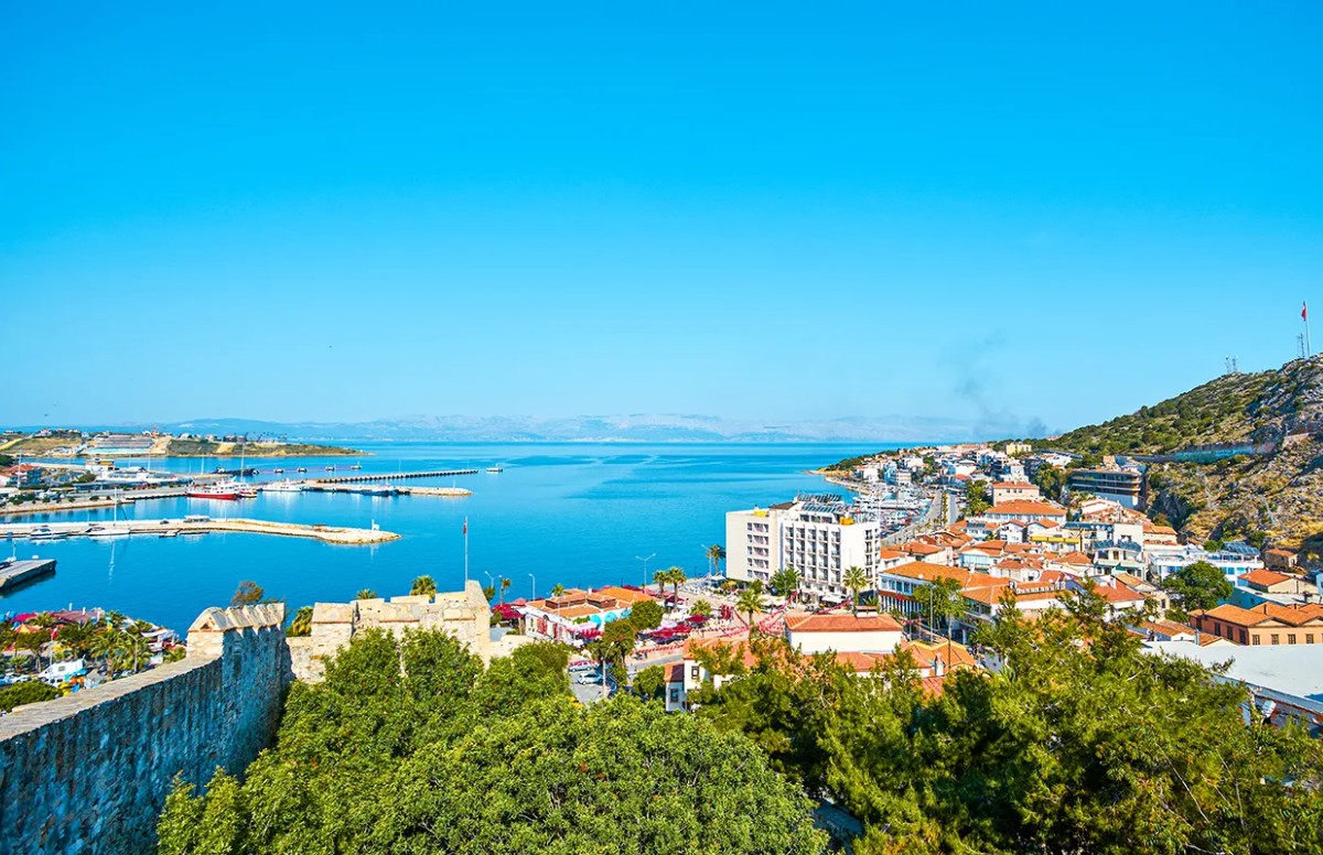 Çeşme'de doluluk oranı bilmecesi... 'Oteller yüzde 50 dolu' iddiası yalanlandı