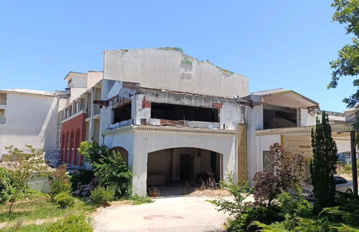 Milyon Dolarlık otel ‘hayalete’ döndü