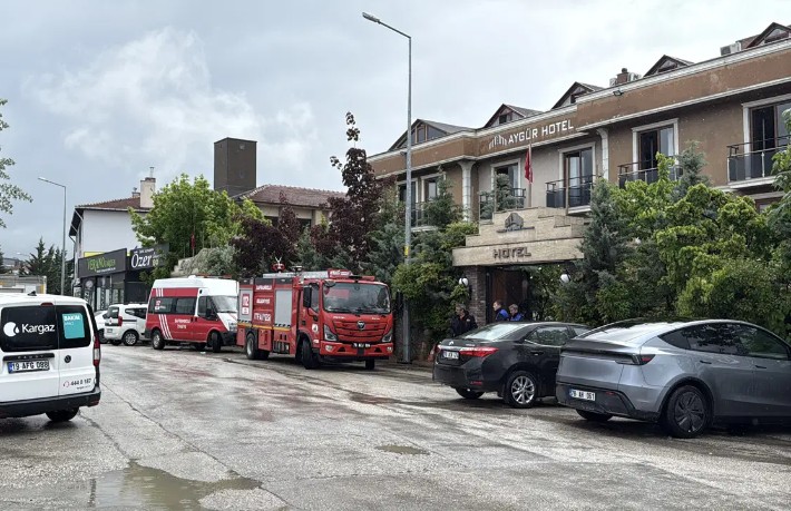 Otelde doğalgaz kaçağı... 42 kişi hastaneye kaldırıldı
