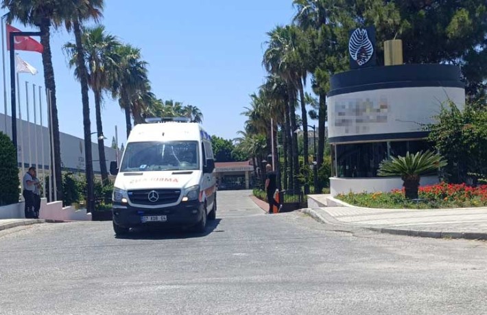Otelde klor gazı sızıntısı... 25 kişi hastaneye kaldırıldı
