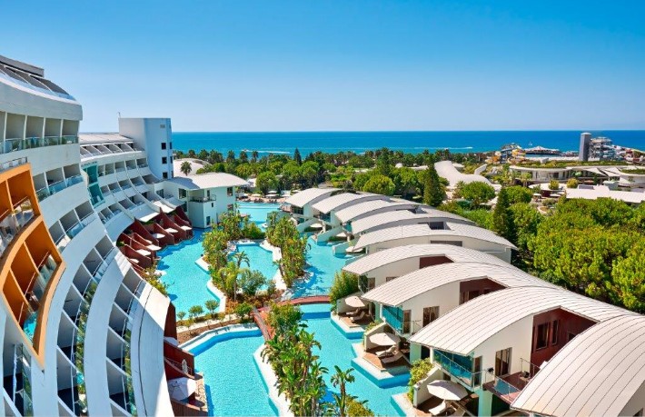 Cornelia Diamond Golf Resort & Spa'da ayrıcalıklı bayram tatili